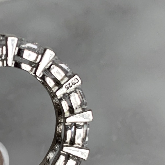 Stacking Sterling Silver Round Solitaire Eternity Wedding Band Ring Size 7 - Picture 5 of 7